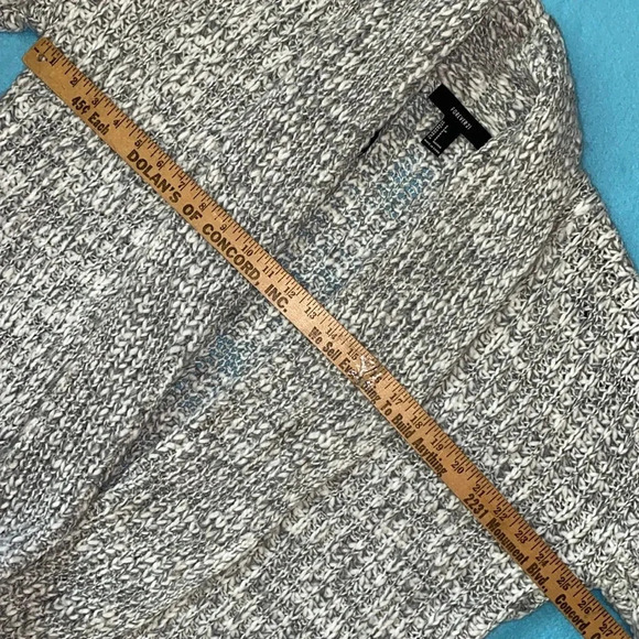 FOREVER 21 chunky knit long sleeve wide collar wrap sweater gray white size S - Picture 7 of 9